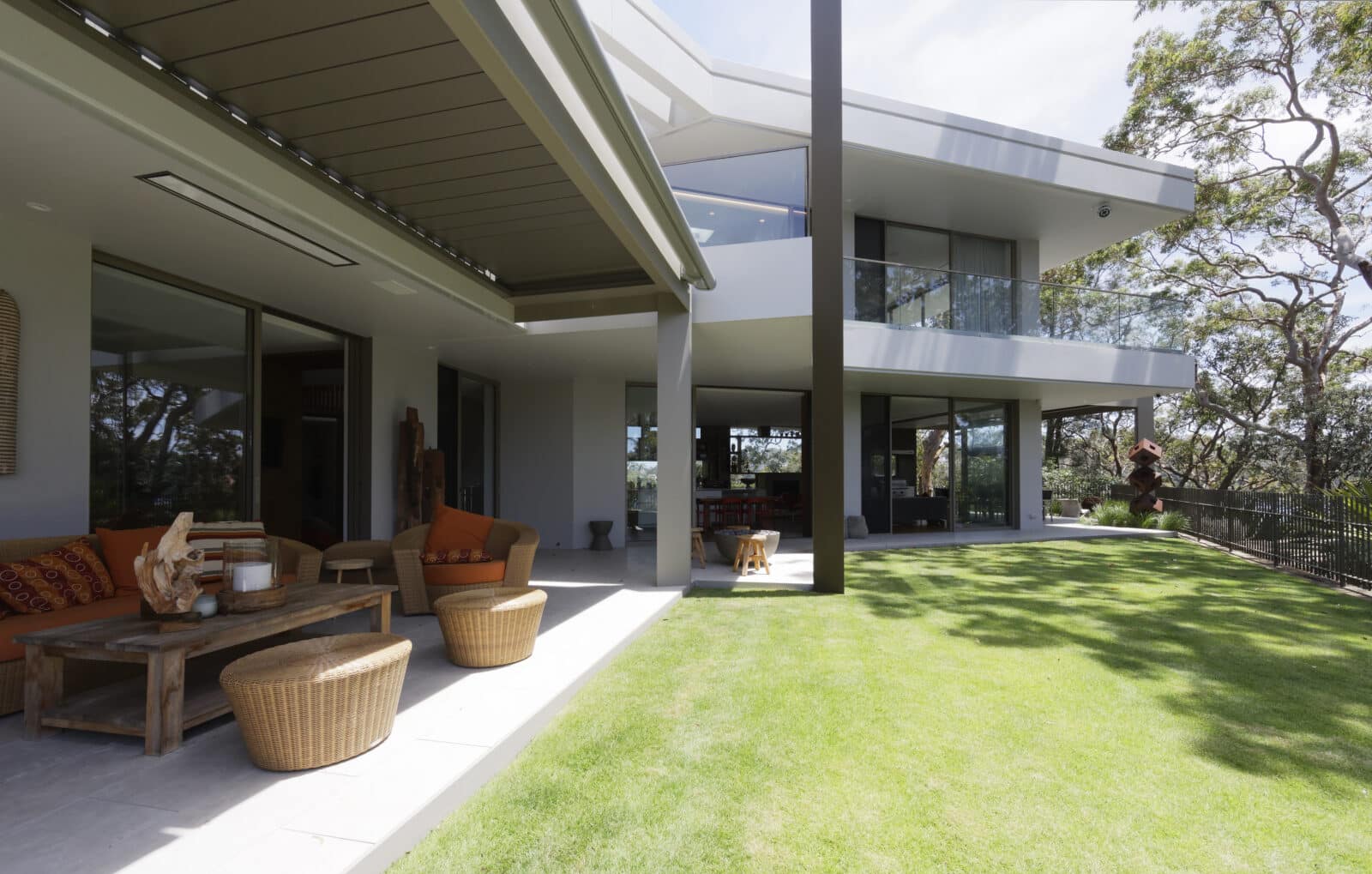 Sydney Residential-Platinum Electric White